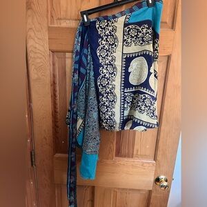 Darn good yarn silk sari wrap mini skirt size XL